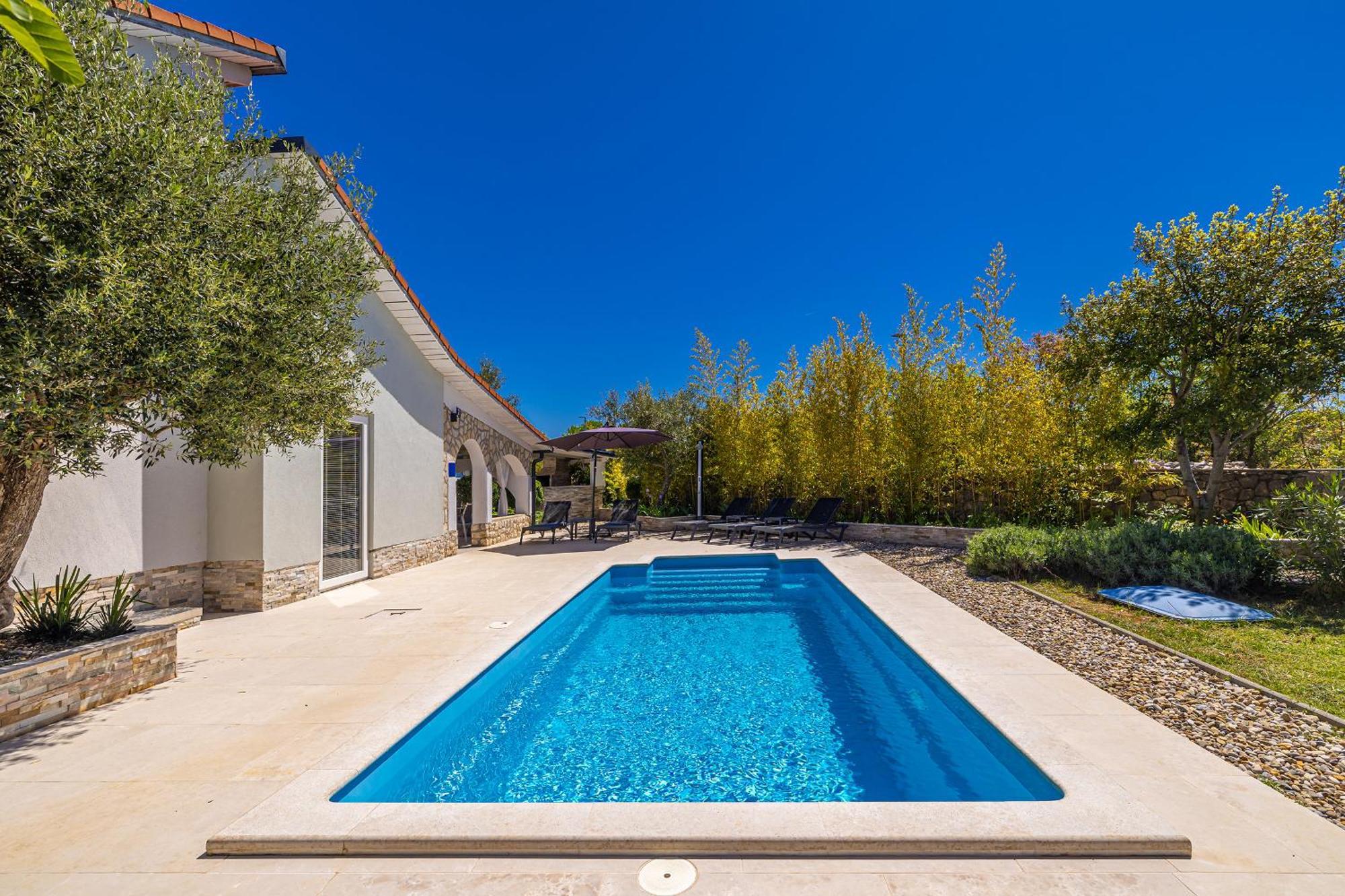 Holiday House Kai With Private Pool Pinezici  Bagian luar foto