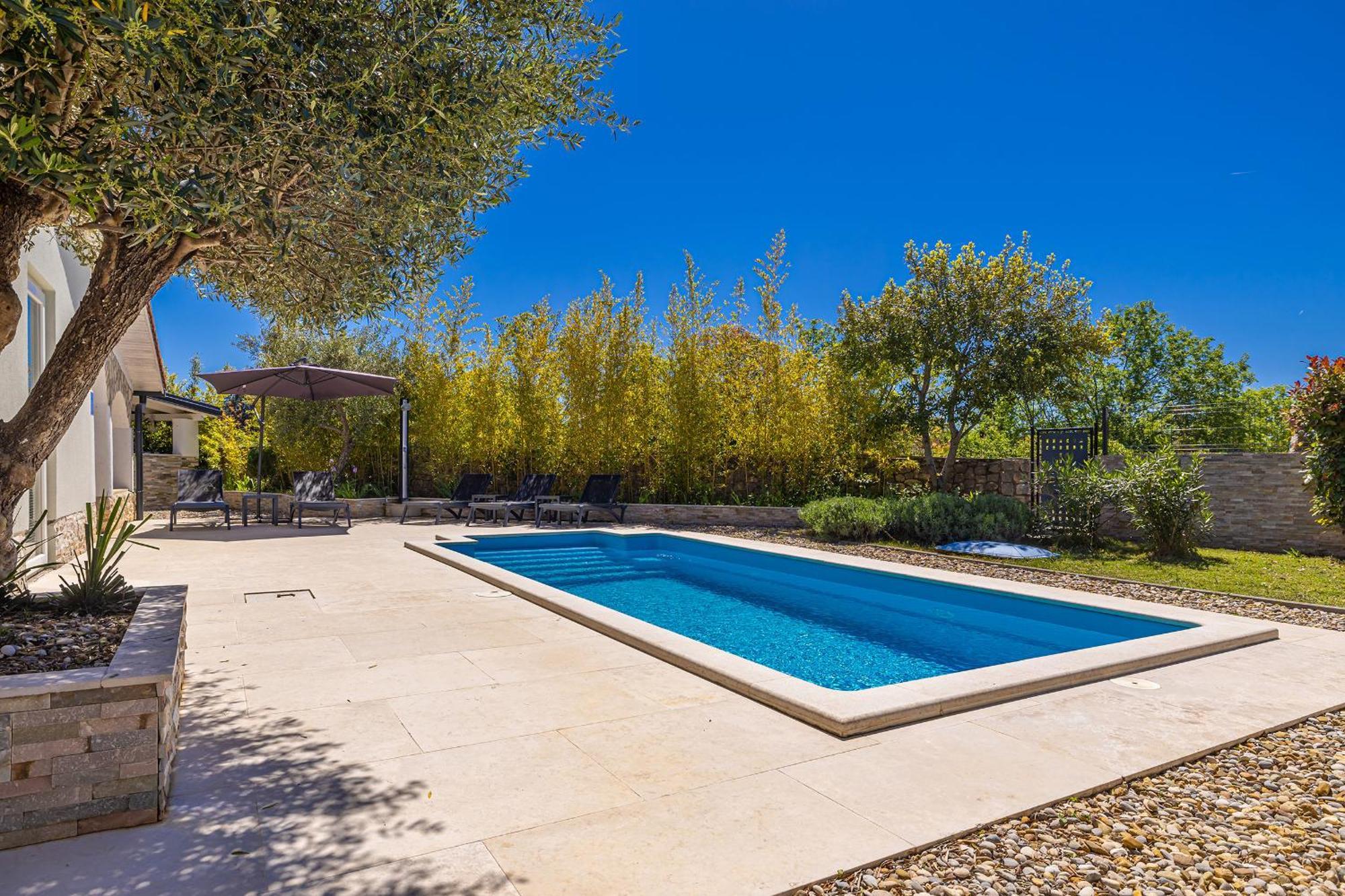 Holiday House Kai With Private Pool Pinezici  Bagian luar foto